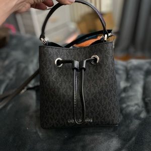 Michael Kors suri crossbody